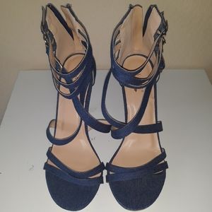 Beautiful blue heels 🧡